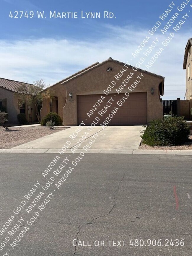 Foto del edificio - 42749 W Martie Lynn Rd