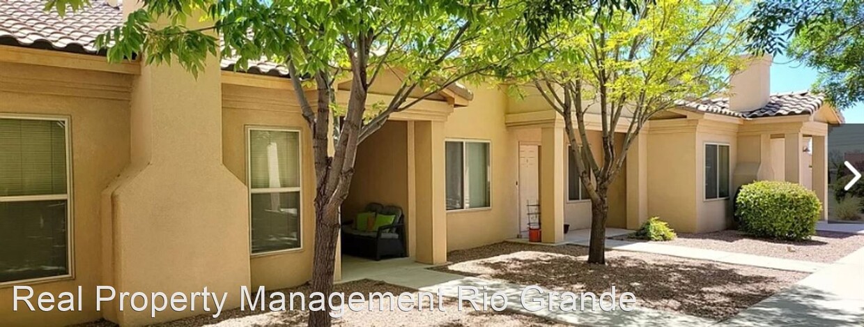 Primary Photo - 2 br, 1 bath House - 3047 Southern Blvd SE...