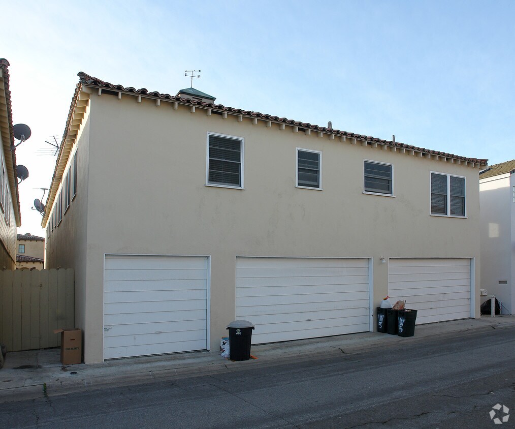 Building Photo - 107 Via Florence