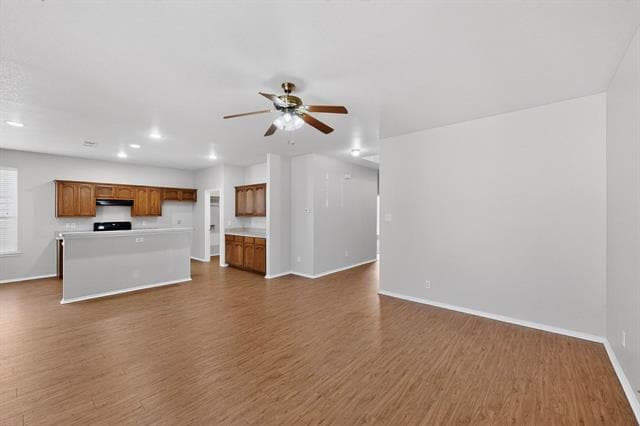 Building Photo - 10913 Dillon St