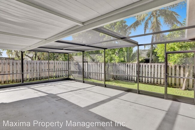 Building Photo - 3 br, 2 bath House - 10130 NW 32nd St