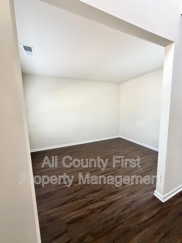 Foto del edificio - 3263 Highgrove Ln