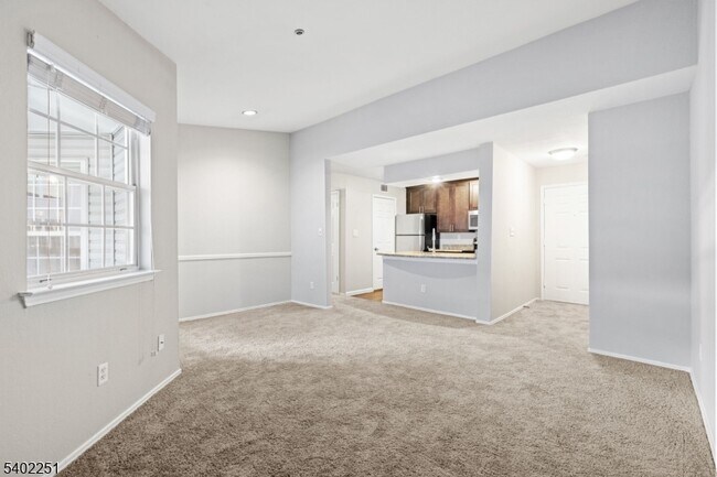 Building Photo - 609 NJ-23