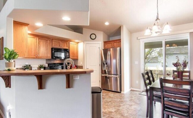 Foto del edificio - 3 Bed 2 Bath Nampa