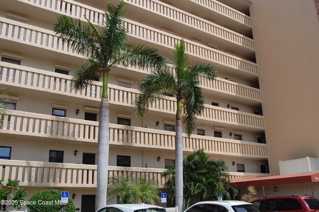 Foto del edificio - 1860 N Atlantic Ave