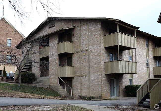 Building Photo - Woodside Apartments