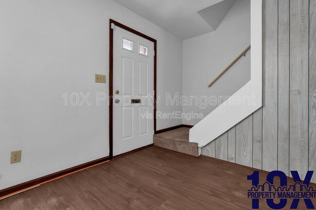 Foto del edificio - 141 Beacon Run W