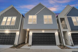 Building Photo - 6115 Campo Vista Dr