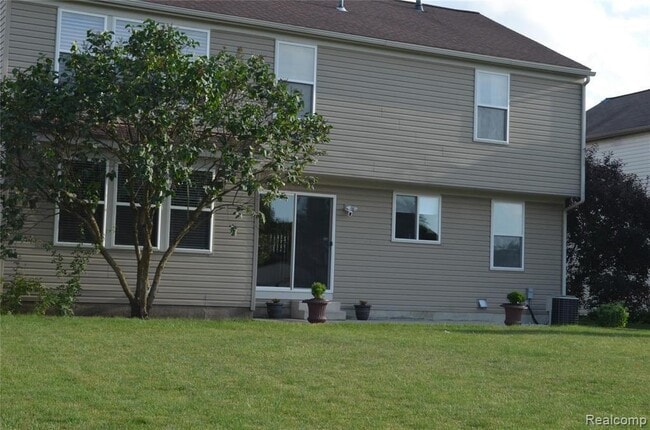 Building Photo - 7957 Mallard Way
