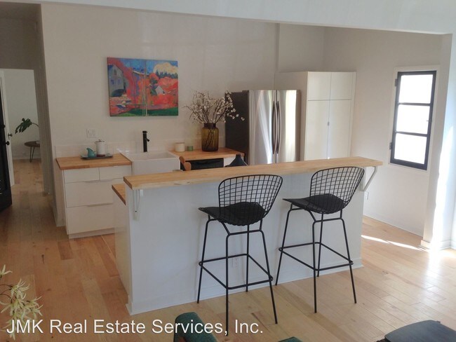 Foto del edificio - 418-418 N Curson Ave