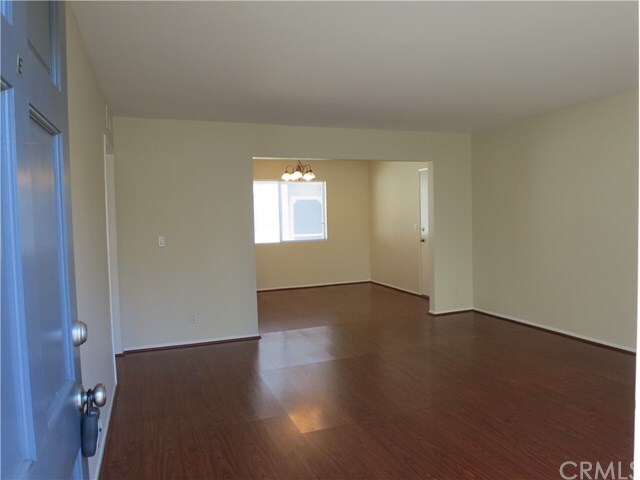 Building Photo - 845 W Olive Ave