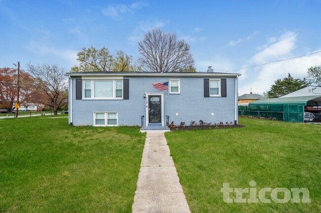 Building Photo - 7700 Mane Ln