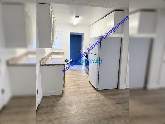 Building Photo - Charming 3-Bedroom Home in Meadowview – Fr...