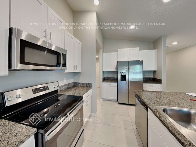 Foto del edificio - 2204 Jungle Dr