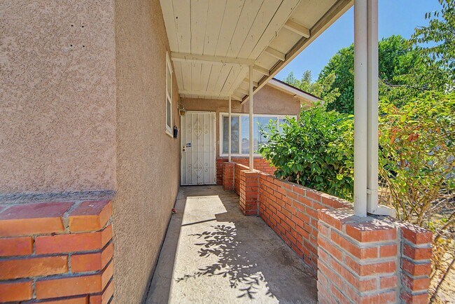 Foto del edificio - 1423 Wendell Way