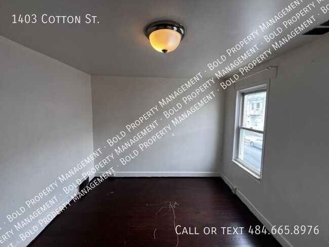 Foto del edificio - 1403 Cotton St