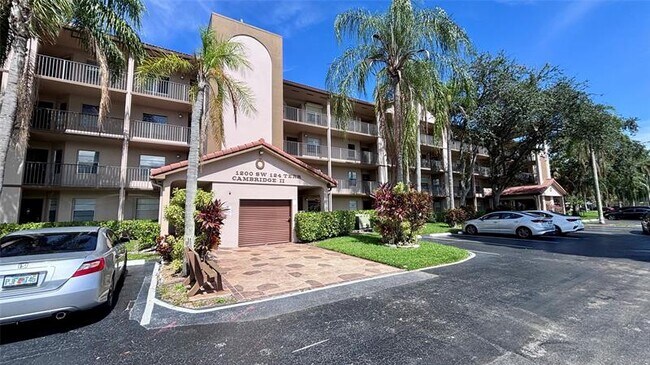 Foto del edificio - 1200 SW 124th Terrace