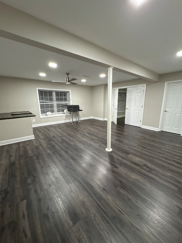 Building Photo - 16821 Falconhurst Dr