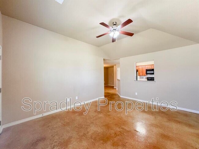 Building Photo - 4840B Deep Dr