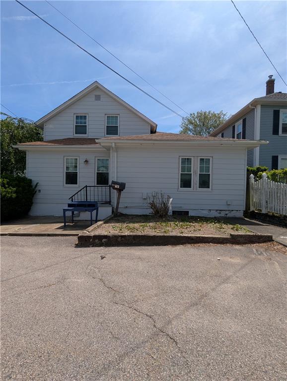 Primary Photo - 10 Fiume St