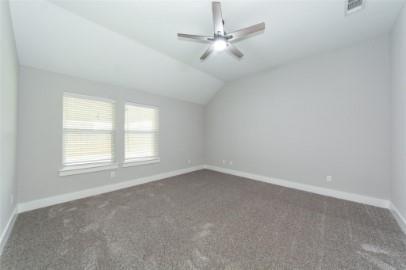 Foto del edificio - 5007 Peacock Ln