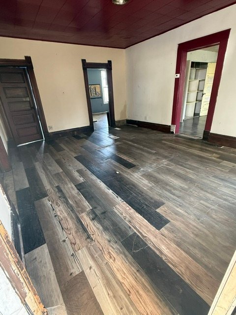 Foto del edificio - 327 N Hickory St
