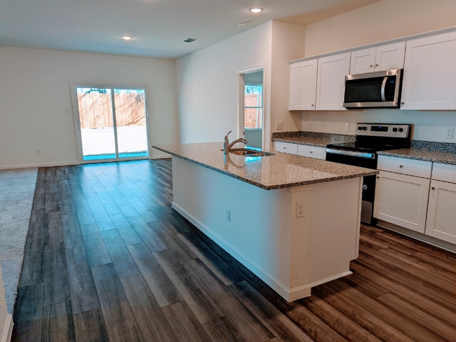 Foto del edificio - 2609 Silver Leaf Ln