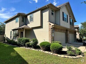 Building Photo - 24514 Folkstone Cir