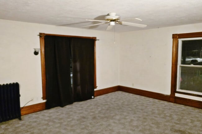 Building Photo - 1124 S High Ave