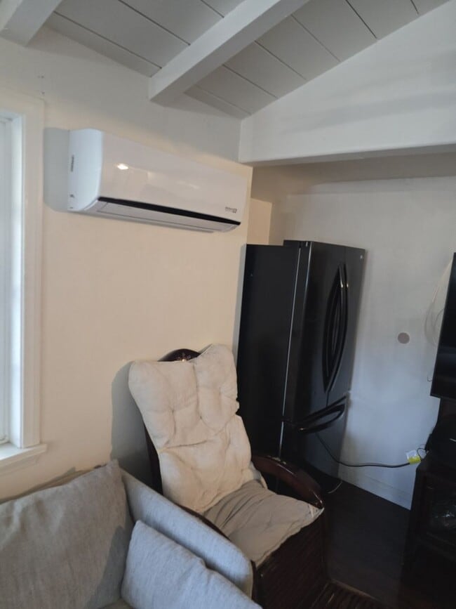 Building Photo - Cozy Rental in Garden Grove for Lease