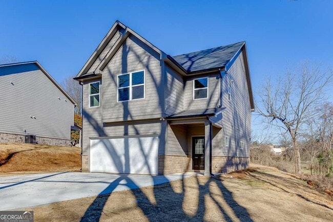 Building Photo - 585 Clayton St