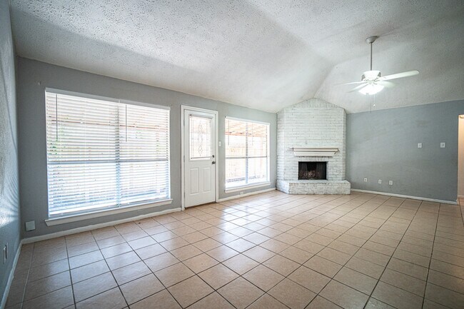 Foto del edificio - 6606 Felgate Creek Ct