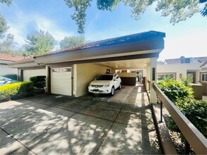 Building Photo - 6095 Montgomery Ct