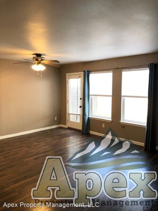 Foto del edificio - 3 br, 2.5 bath House - 5852 N Cobbler Ln