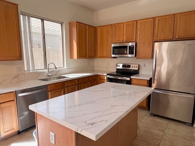 Building Photo - 3013 W Glenhaven Dr