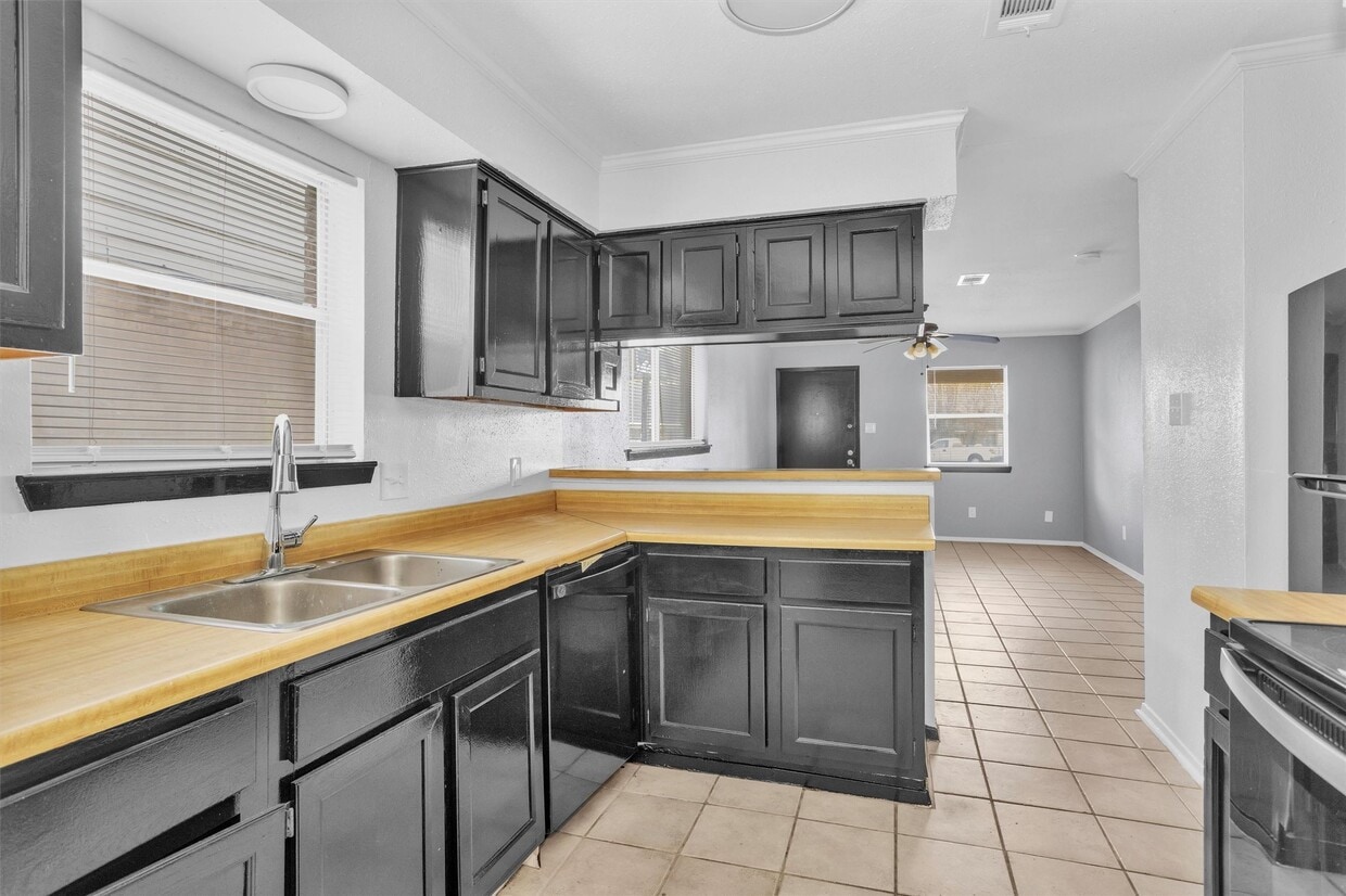 Foto principal - 1035 Lovett St