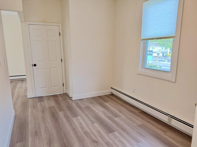 Foto del edificio - 841 Franklin Ave