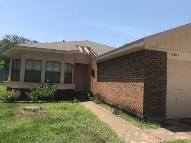 Primary Photo - 15307 Beechnut St
