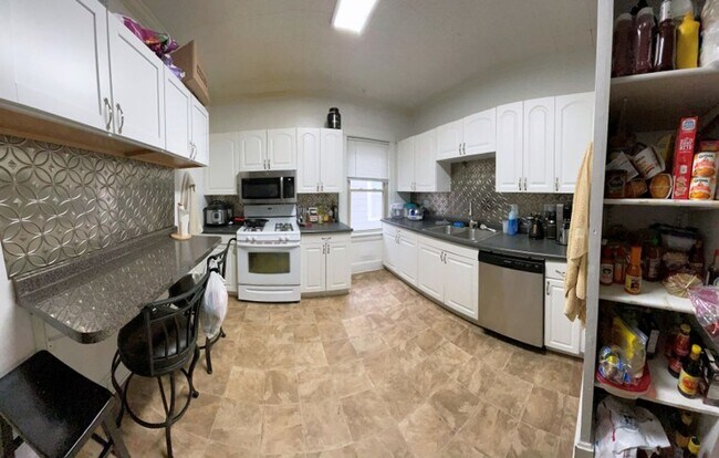 Foto del edificio - 1125 Bowen Ct