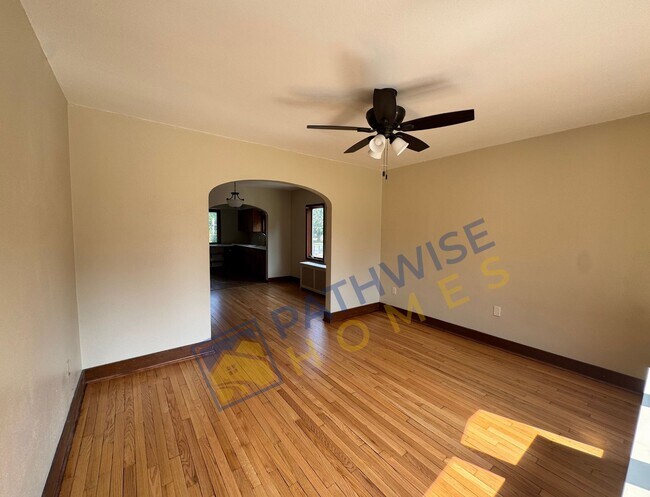 Foto del edificio - 140 S Elmwood Ave