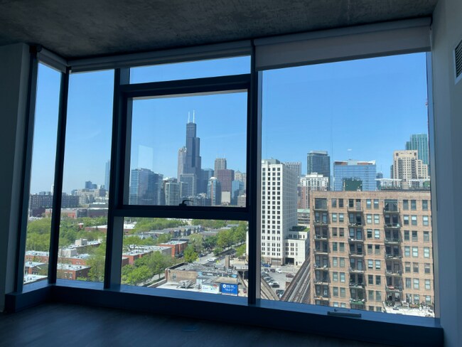 Foto del edificio - 1402 S Wabash Ave