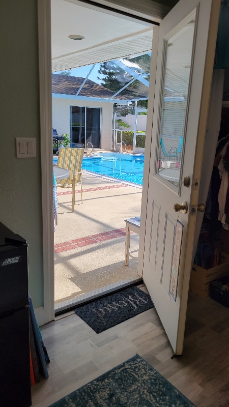 Building Photo - 11619 80th Ave