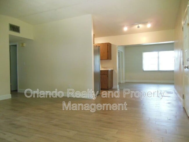 Photo - 404 Oakhurst St House