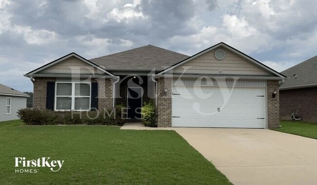 Building Photo - 240 Hillcrest Dr