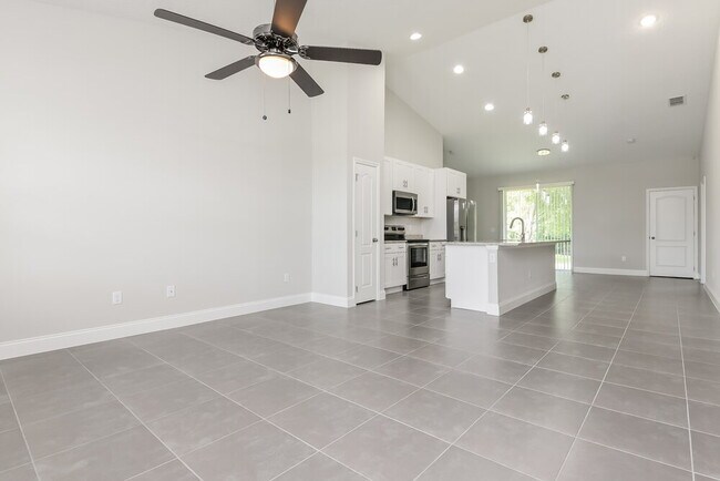Building Photo - 604 Gaul Way