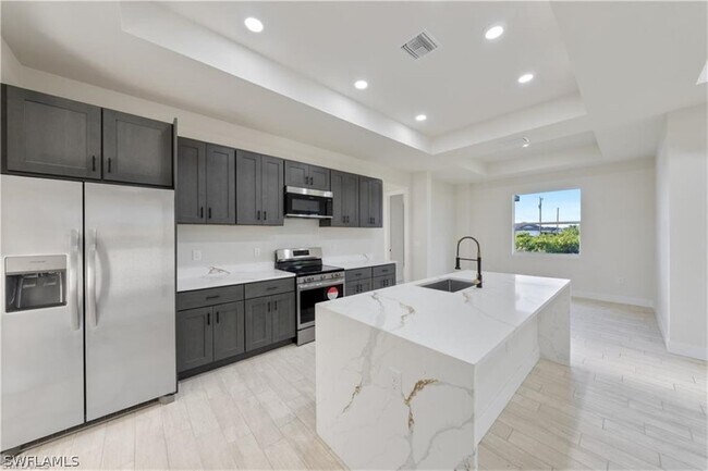 Foto del edificio - 3008 23rd St SW