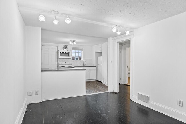 Photo du bâtiment - 835 Moy Ave