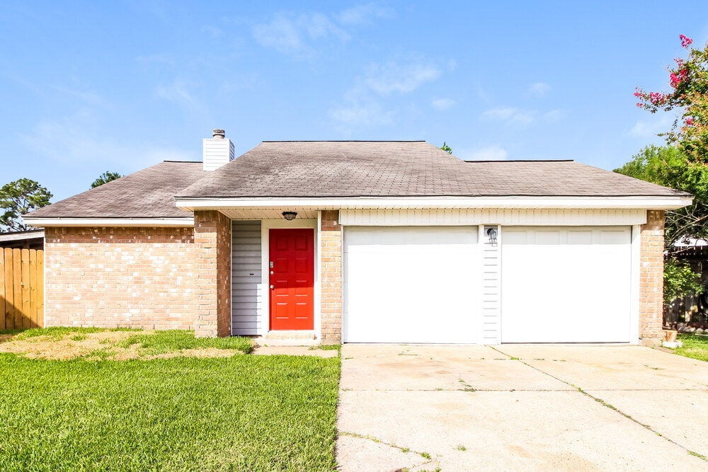Primary Photo - 2222 Victoria Ct