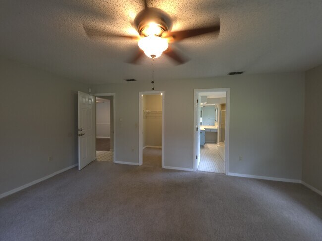Building Photo - 5373 N Mock Orange Dr