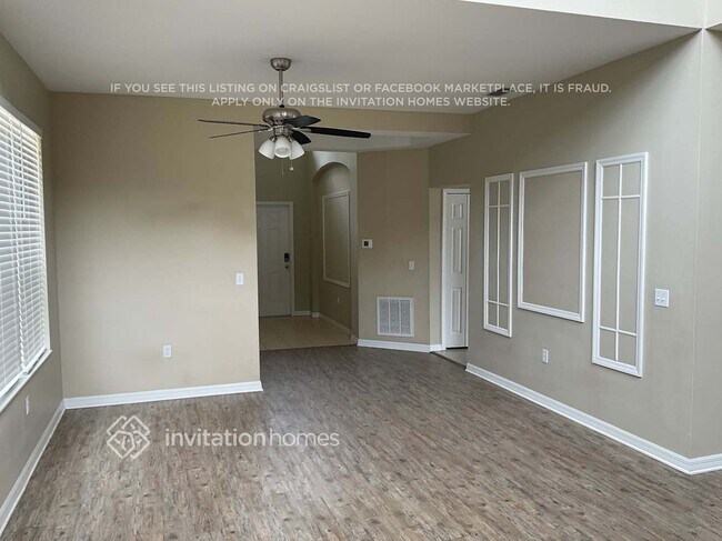 Foto del edificio - 6226 Blue Runner Ct